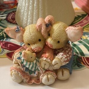 Enesco This Little Piggy collectible 1994 This Little Piggy Makes Three